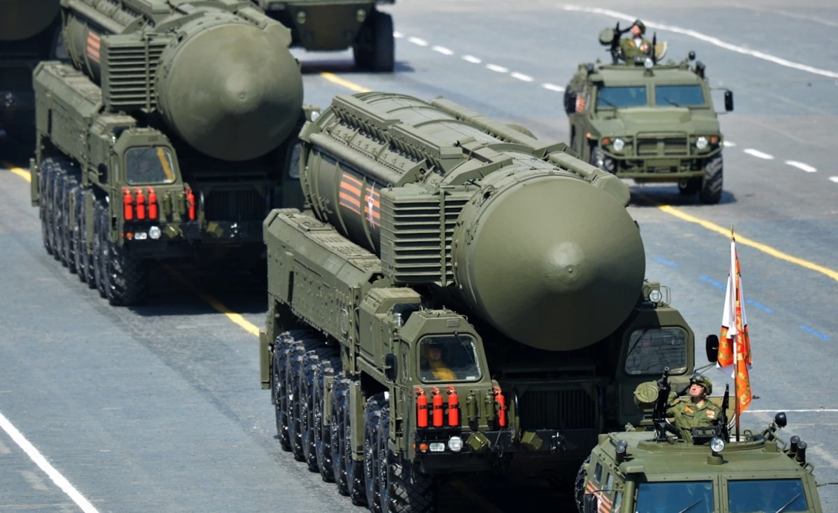 Tổng thống Putin: Nga cần thiết khởi động sản xuất tên lửa hạt nhân tầm trung